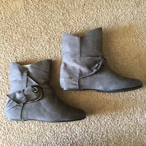 New Gray Faux Suede Ankle Boots - Picture 3 of 3